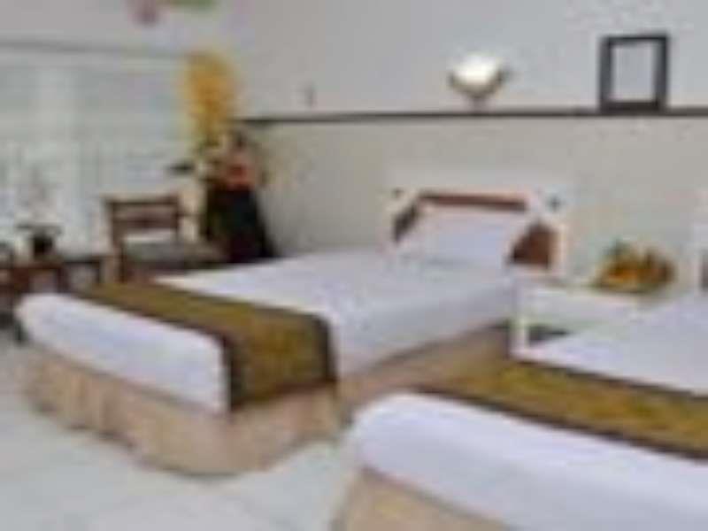 Hotel Tanjung Surabaya Eksteriør billede