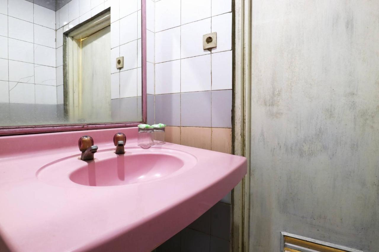 Hotel Tanjung Surabaya Eksteriør billede