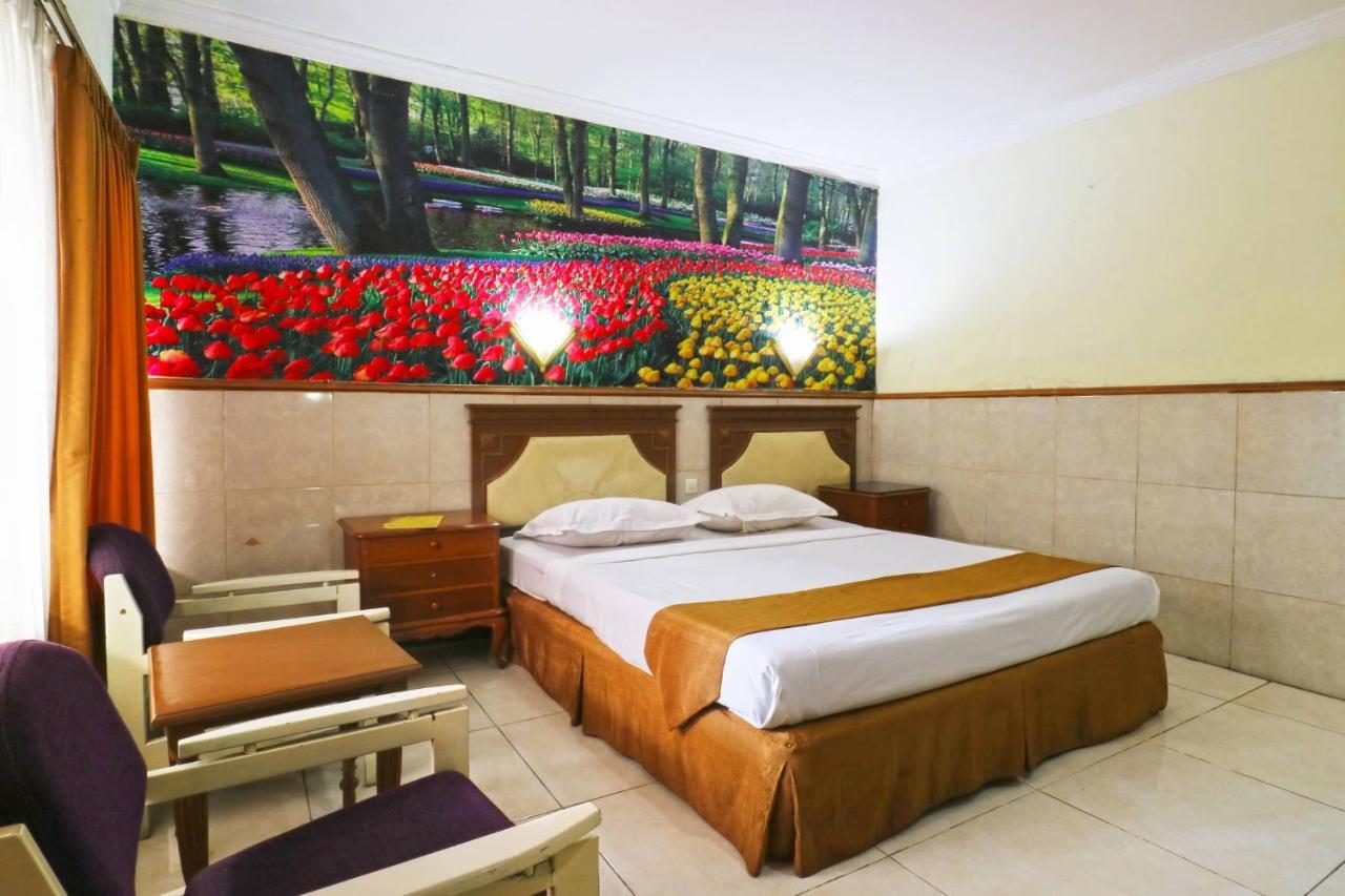 Hotel Tanjung Surabaya Eksteriør billede