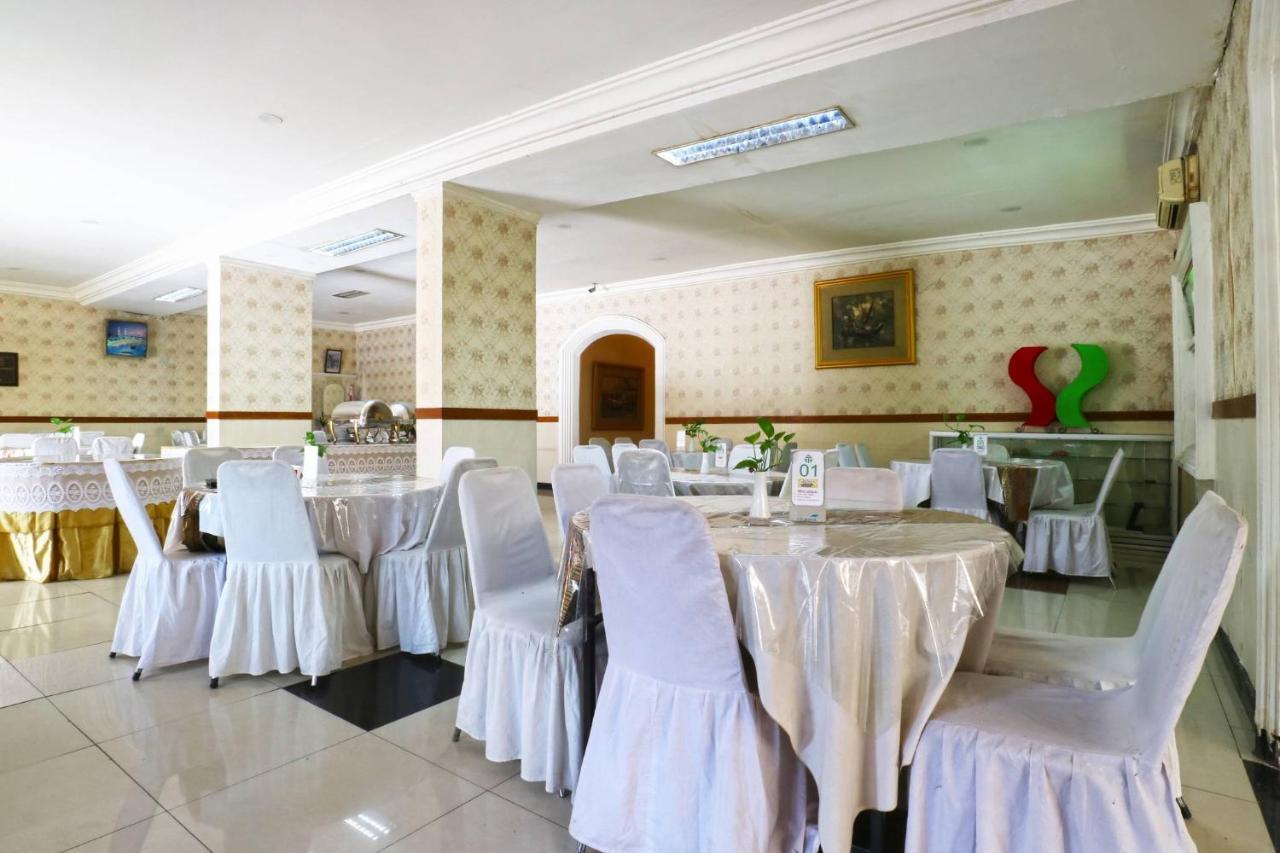 Hotel Tanjung Surabaya Eksteriør billede