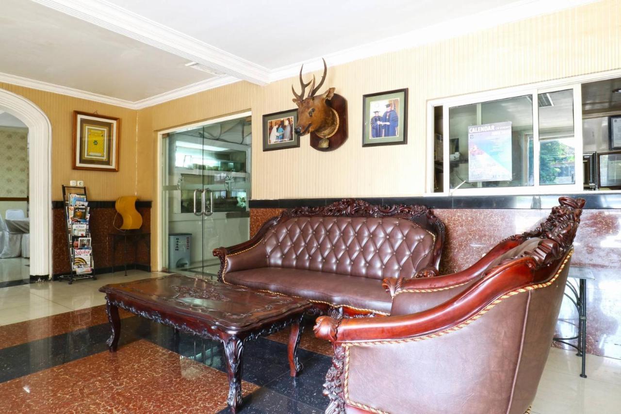 Hotel Tanjung Surabaya Eksteriør billede
